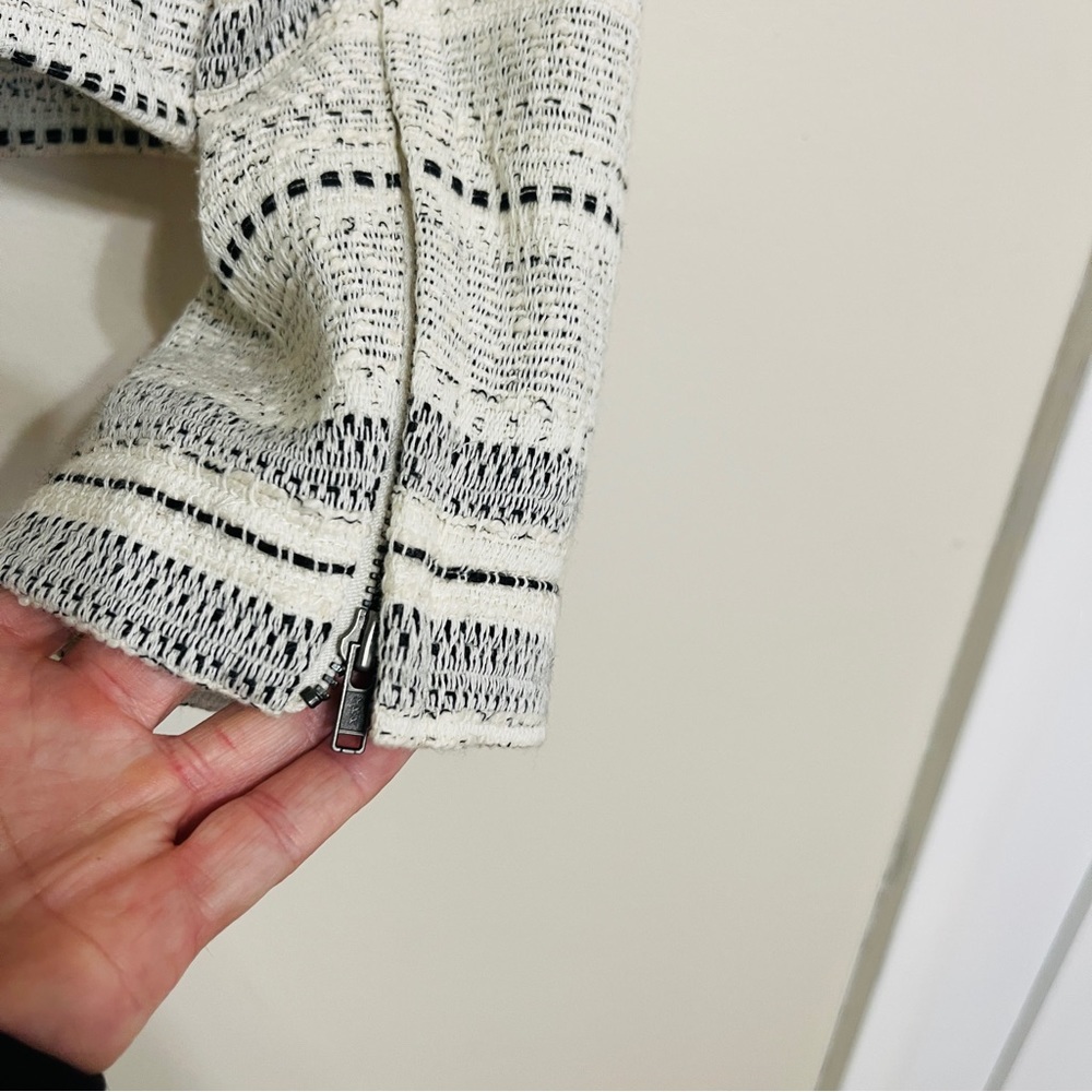 Ann Taylor Loft Textured Tweed Asymmetrical Striped Zip Moto Jacket Size 10 - Picture 4 of 5